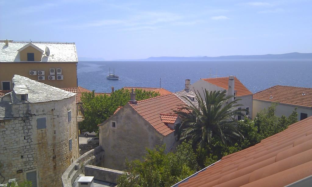 Apartments Baricevic Bol Habitación foto