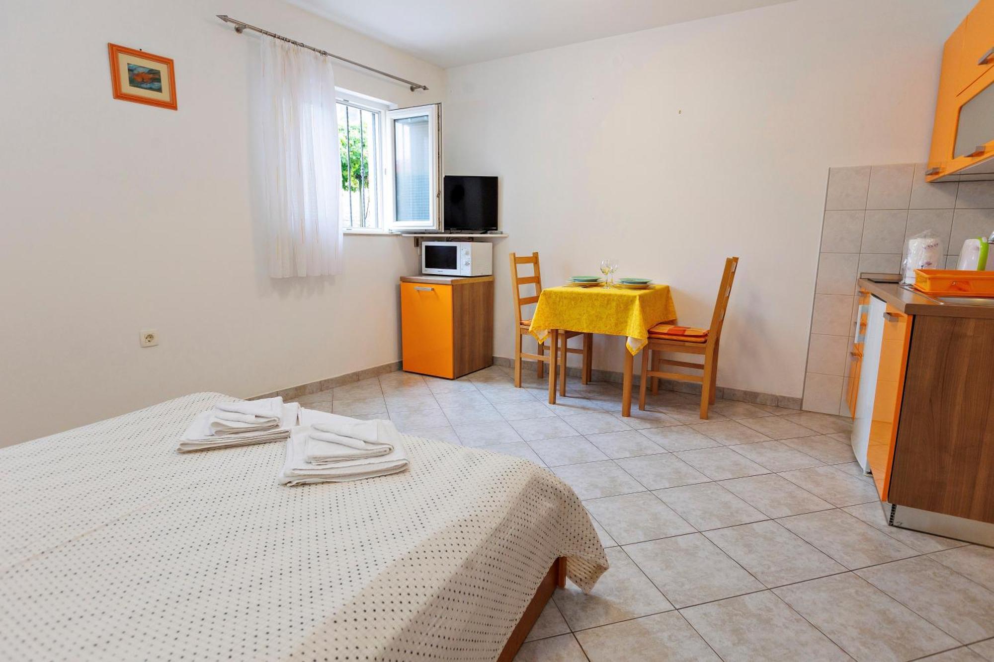 Apartments Baricevic Bol Exterior foto