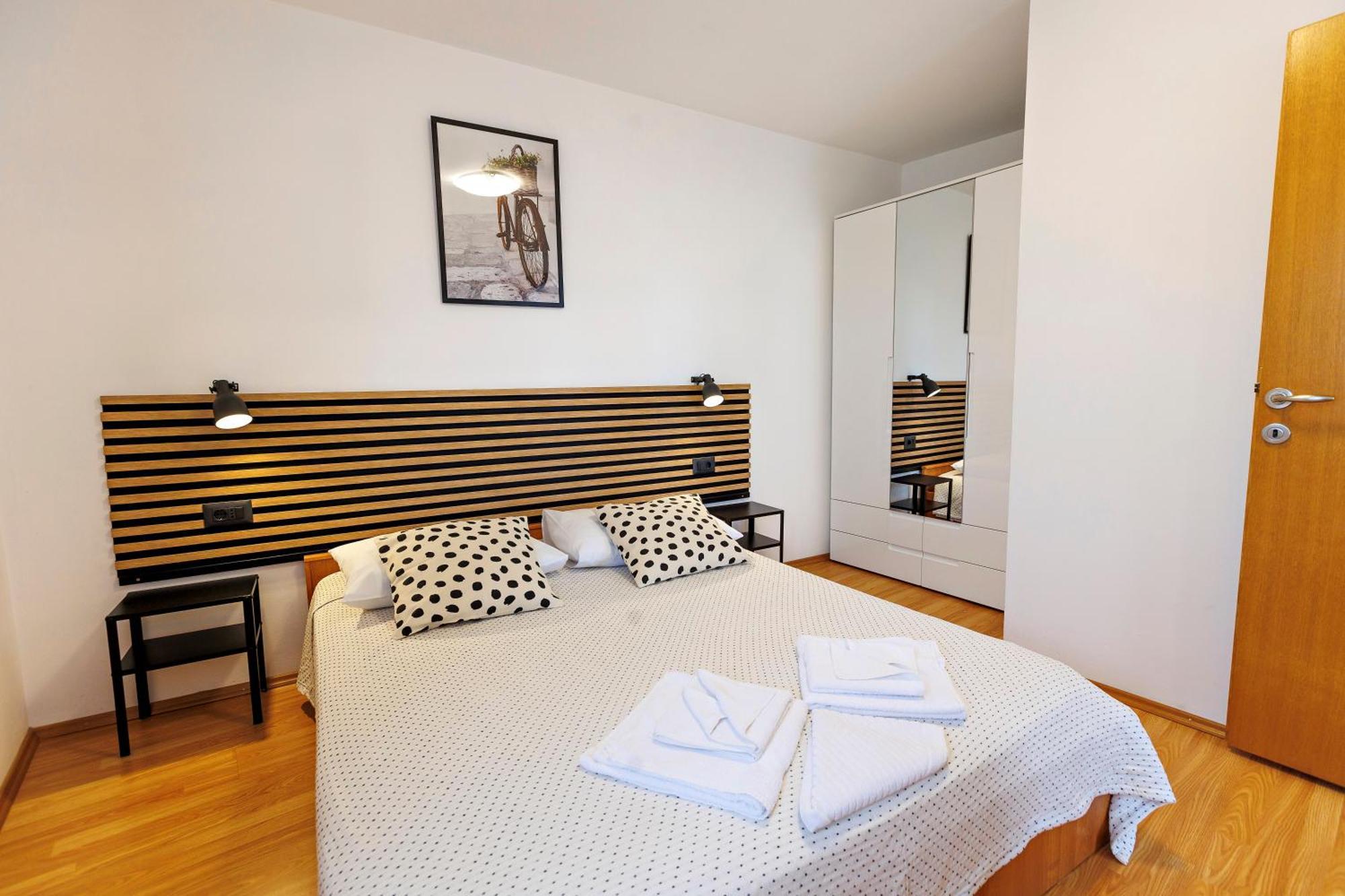 Apartments Baricevic Bol Exterior foto
